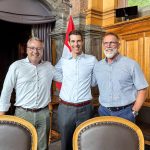 Handshake_Bundeshaus_2025-00